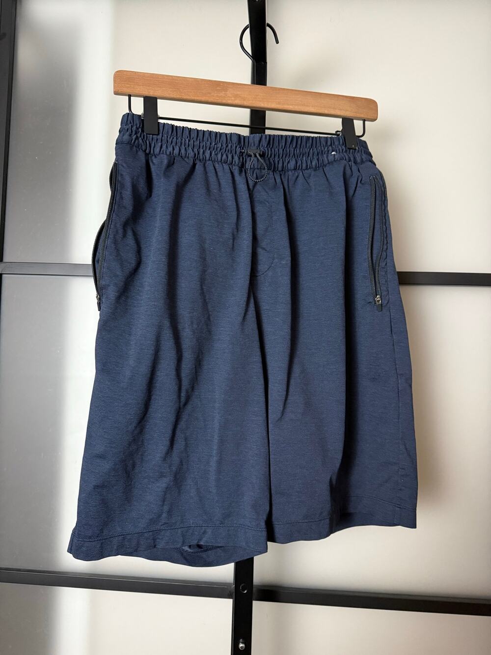 Uniqlo X Theory Mens Ultra Light Shorts Navy Blue Medium